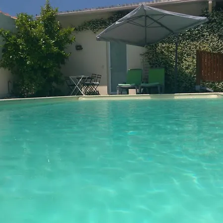 Bed & Breakfast Direct Piscine Talence