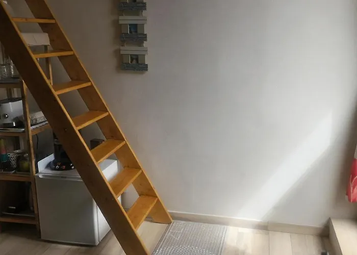 Alojamento de Acomodação e Pequeno-almoço Direct Piscine Talence